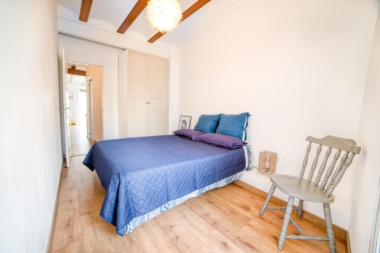 Beams & Bricks Apartment Valencia Luaran gambar